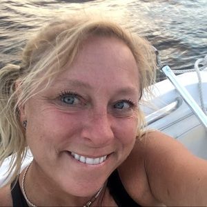 Meet your Posher, Rhoda